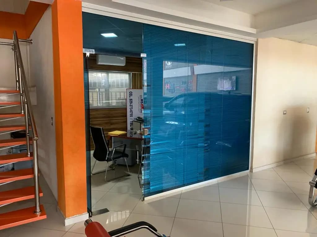 Showroom comercial en venta en Carretera de Mendoza | 565 m² — fotografía 4